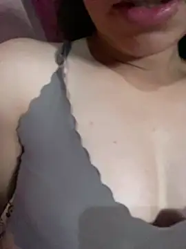 3ashi9aa online show from June 24, 8:13 am