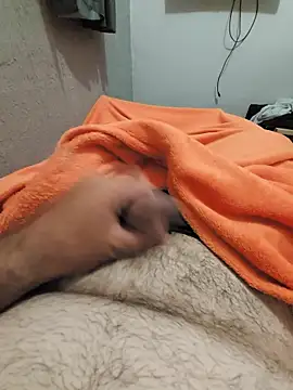 mfreitas005 online show from November 28, 12:02 am