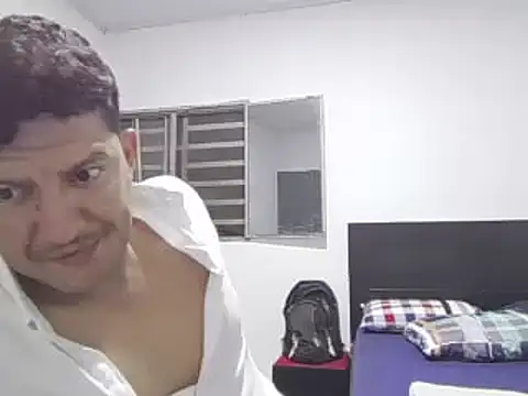 Snapshot of 2020dastan chatting on December 17, 3:39 am 2020dastan online show from December 17, 3:39 am