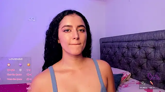 Snapshot of Adhara-zanne chatting on November 13, 1:59 am Adhara-zanne online show from November 13, 1:59 am