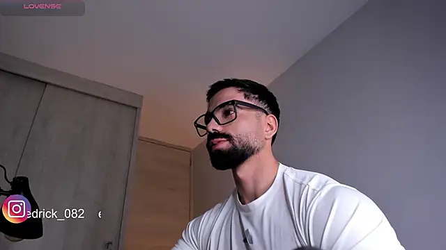 edrick walton1 online show from February 22, 11:46 am