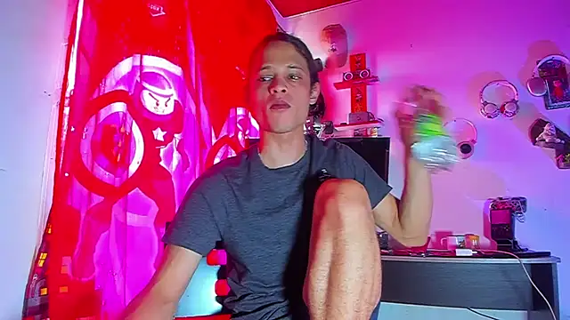 LilOwen  online show from June 29, 5:24 pm