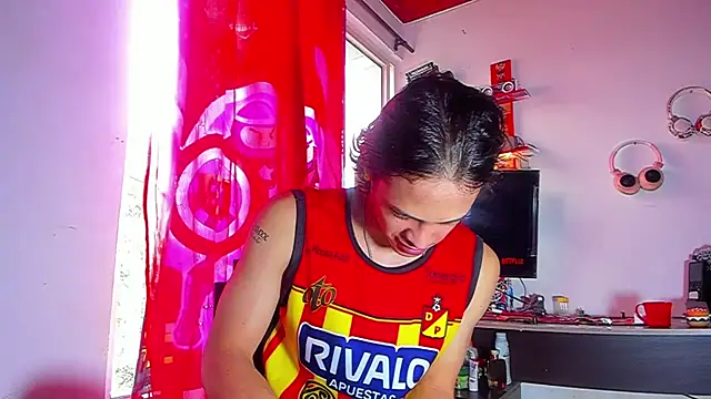 LilOwen  online show from July 19, 4:11 pm