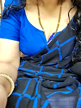 Snapshot of sunitha-3 chatting on February 26, 5:20 am sunitha-3 online show from February 26, 5:20 am