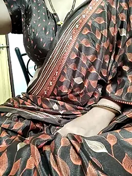 Snapshot of sunitha-3 chatting on March 8, 12:30 pm sunitha-3 online show from March 8, 12:30 pm