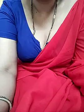 Snapshot of sunitha-3 chatting on March 9, 9:35 am sunitha-3 online show from March 9, 9:35 am