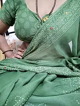 Snapshot of sunitha-3 chatting on March 10, 5:33 am sunitha-3 online show from March 10, 5:33 am