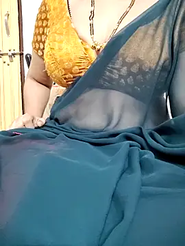 Snapshot of sunitha-3 chatting on March 11, 5:35 pm sunitha-3 online show from March 11, 5:35 pm