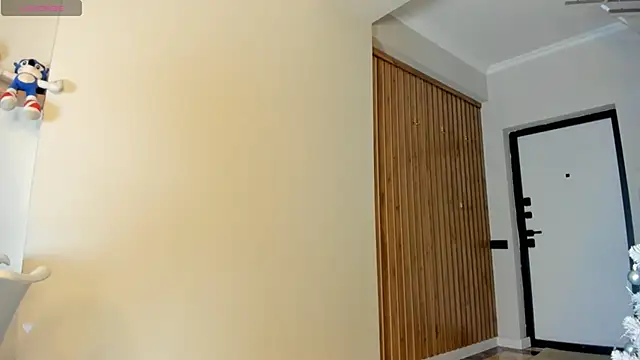 nacumi mi online show from December 17, 1:27 pm