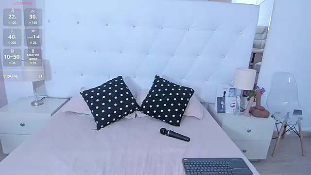 Isla Scott online show from September 11, 11:32 am