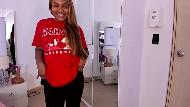 Isla Scott online show from November 17, 11:27 am