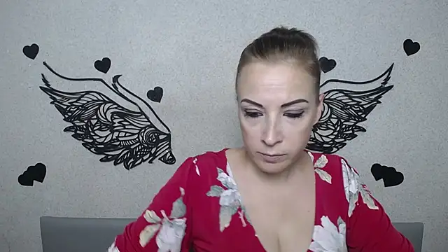 ElizabethSho online show from July 27, 5:09 pm