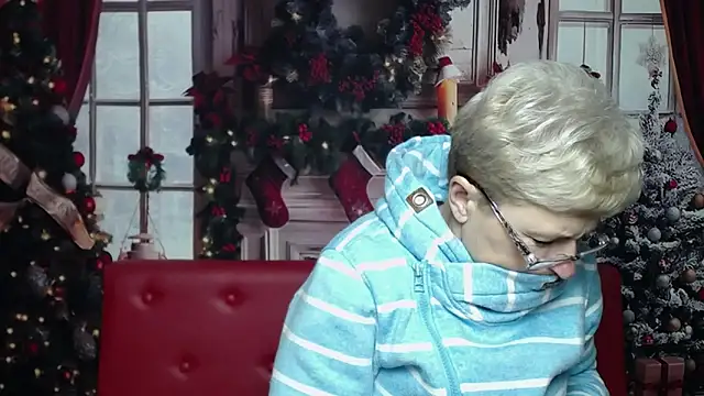 EmiliaGree online show from January 13, 6:02 pm