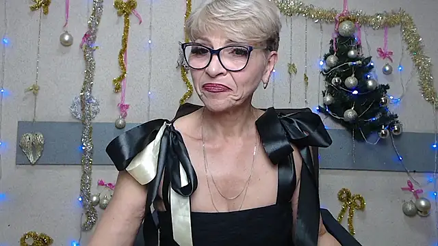 EllaBonito online show from December 16, 6:29 am