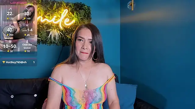 Snapshot of celestelewis chatting on November 26, 7:37 pm celestelewis online show from November 26, 7:37 pm