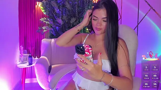 foxxxmegan online show from June 1, 5:36 pm