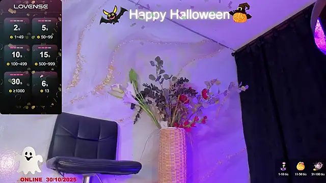 Karla-Ebony online show from October 30, 1:45 pm