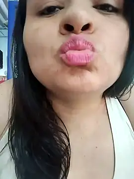 Snapshot of Linda_Lars chatting on February 7, 3:30 pm Linda Lars online show from February 7, 3:30 pm