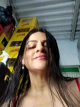 Snapshot of Linda_Lars chatting on September 12, 2:33 am Linda Lars online show from September 12, 2:33 am
