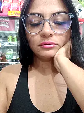 Snapshot of Linda_Lars chatting on October 19, 3:51 am Linda Lars online show from October 19, 3:51 am