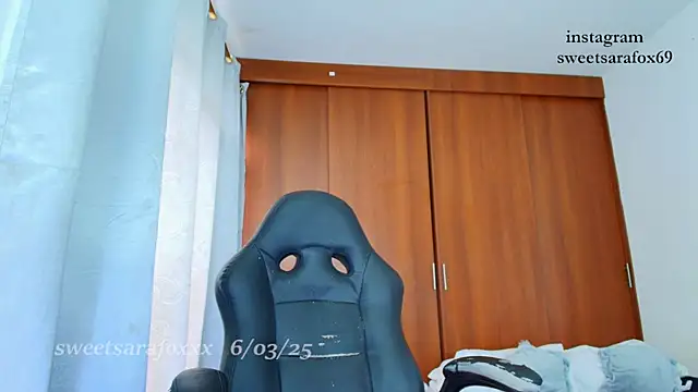 sweetsarasofia online show from March 6, 8:16 pm