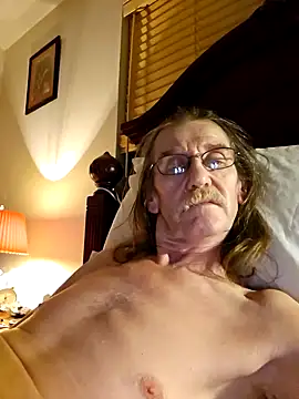 Snapshot of coolbrease10 chatting on January 15, 6:12 am coolbrease10 online show from January 15, 6:12 am