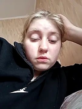 Snapshot of AnastasiaSky19 chatting on November 13, 8:24 am AnastasiaSky19 online show from November 13, 8:24 am