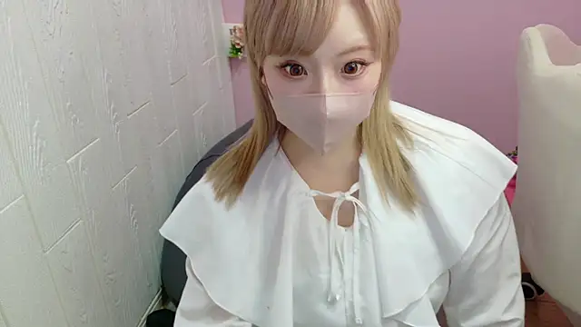 alice  1111 online show from March 1, 1:07 pm