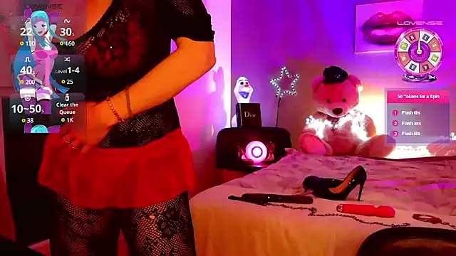 Stripgirl31 online show from February 17, 10:25 pm