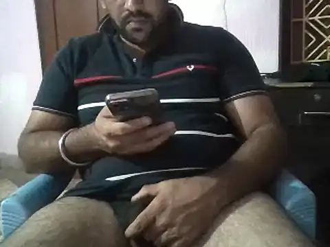 Snapshot of boyplay1000 chatting on December 4, 4:38 pm boyplay1000 online show from December 4, 4:38 pm