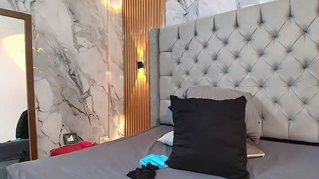 Snapshot of Scarlett_diaz17 chatting on February 28, 4:57 am Scarlett diaz17 online show from February 28, 4:57 am