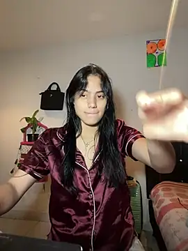 Snapshot of ariel_jonees chatting on January 5, 2:27 am ariel jonees online show from January 5, 2:27 am