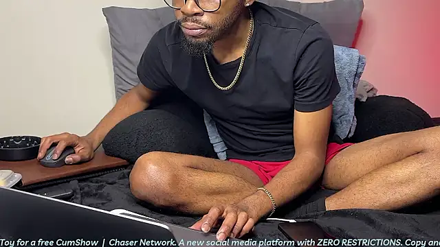 MobyDxck online show from March 17, 4:17 am