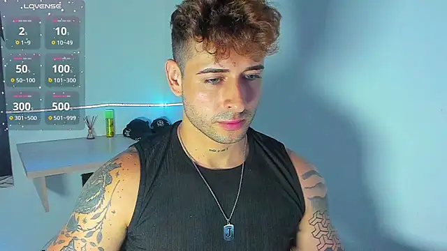 Ares blue online show from October 13, 1:33 pm