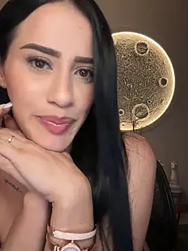 SarahhSmitth1 online show from December 18, 1:55 am