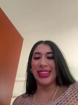 Snapshot of kiim_taaylor chatting on February 21, 2:59 pm kiim taaylor online show from February 21, 2:59 pm
