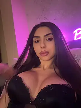 Snapshot of AriannaDiamond20 chatting on July 8, 10:36 pm AriannaDiamond20 online show from July 8, 10:36 pm