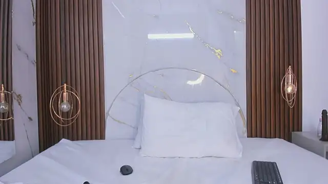 Snapshot of miamiller69 chatting on January 13, 2:53 pm miamiller69 online show from January 13, 2:53 pm