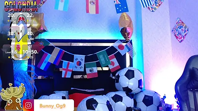 Snapshot of Bunny_O chatting on June 24, 11:48 pm Bunny O online show from June 24, 11:48 pm