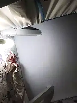 Snapshot of SweetLeila40 chatting on February 16, 6:10 pm SweetLeila40 online show from February 16, 6:10 pm