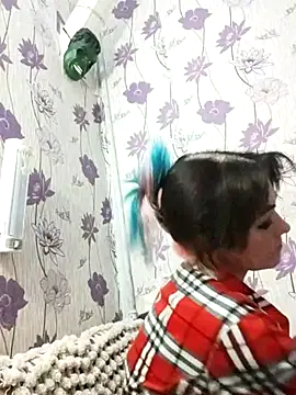 Snapshot of SweetLeila40 chatting on February 24, 11:52 pm SweetLeila40 online show from February 24, 11:52 pm