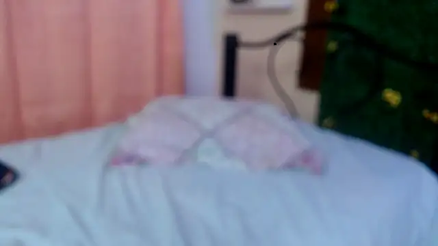 evaleribigtits18 online show from January 9, 12:13 am