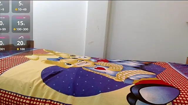 evaleribigtits18 online show from July 14, 12:24 am