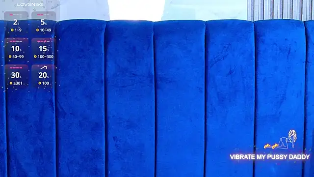 melaniecooperr online show from August 1, 3:28 am
