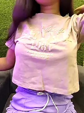 yhona darling online show from May 1, 6:07 am