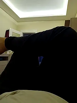 31cektirenbatuu online show from March 22, 10:15 pm