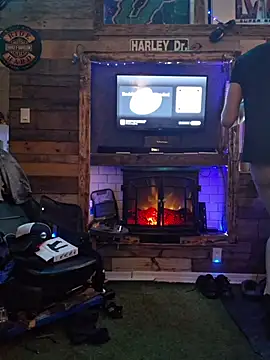 Snapshot of Naughty_Excitement chatting on March 7, 1:57 am Naughty Excitement online show from March 7, 1:57 am