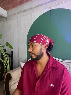 Snapshot of noah_jones__ chatting on January 19, 4:00 pm noah jones online show from January 19, 4:00 pm