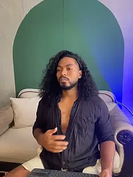 Snapshot of noah_jones__ chatting on February 16, 3:41 pm noah jones online show from February 16, 3:41 pm