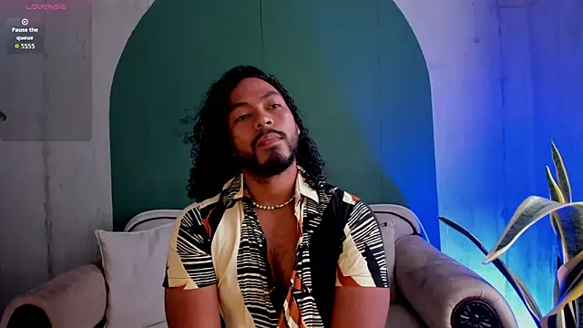 Snapshot of noah_jones__ chatting on February 18, 4:25 pm noah jones online show from February 18, 4:25 pm